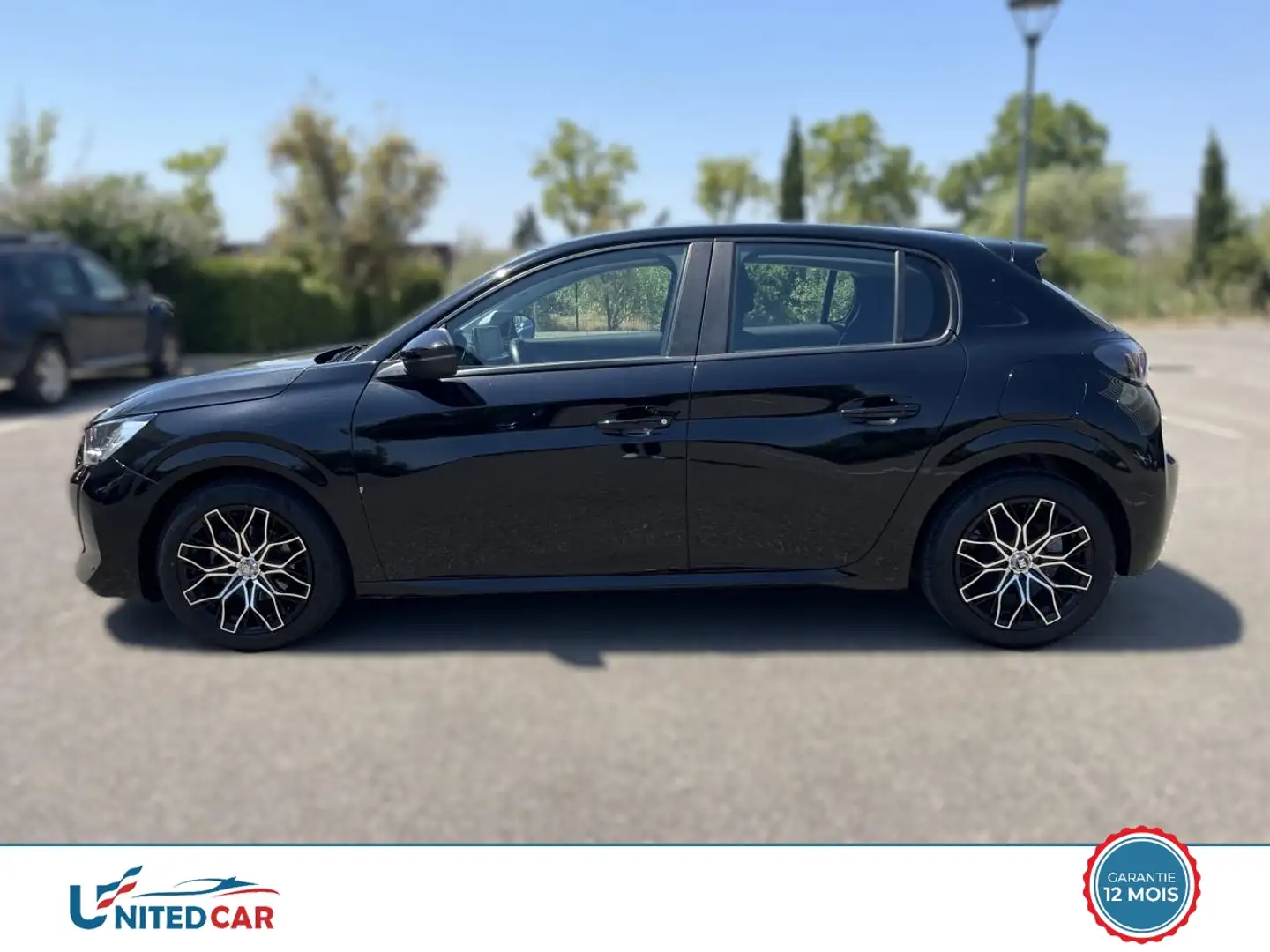 Peugeot 208 1.2i PureTech 12V S\u0026S 75 CV II Active PHASE 1 Noir - 2