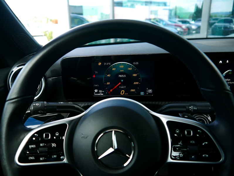 Mercedes-Benz CLA 180 OPF Aut. — photo 14