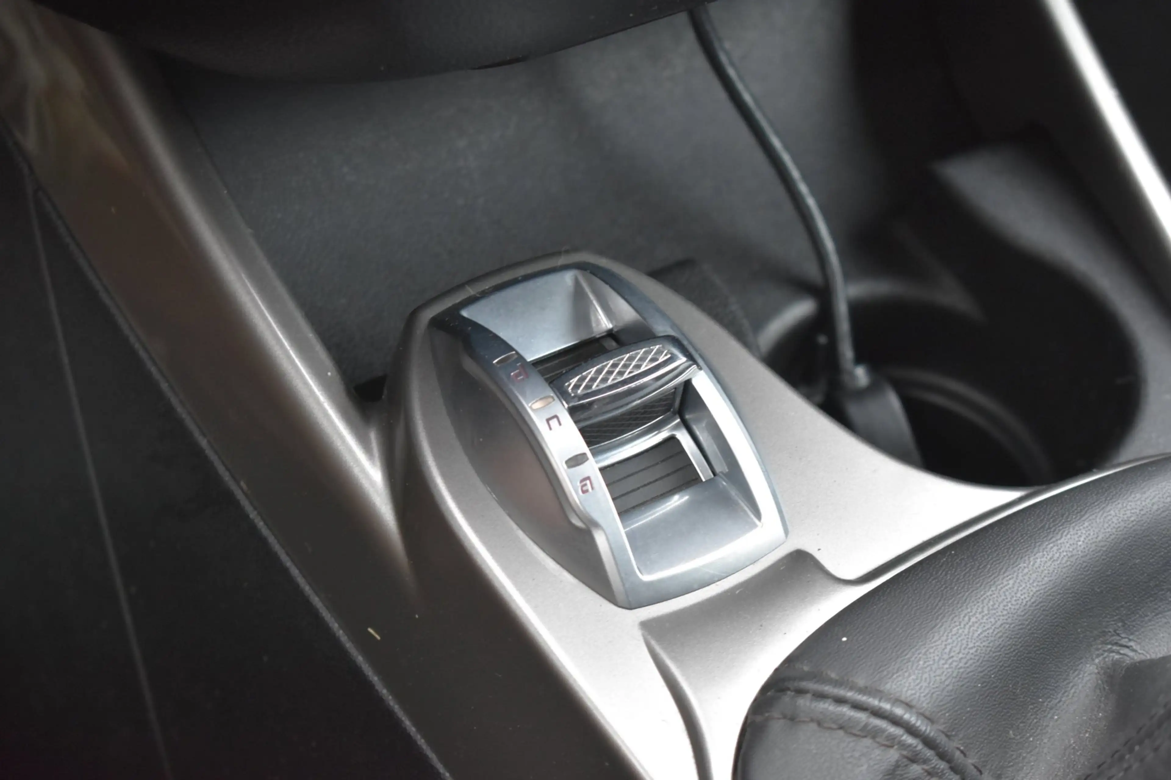 Alfa Romeo MiTo 1.4 T Quadrifoglio Verde '10 Navi Clima Leder Crui — photo 17