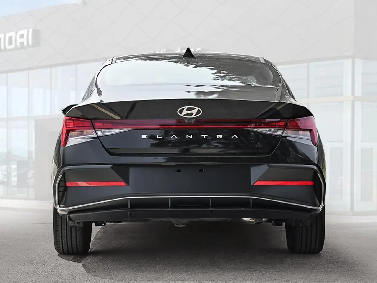 Hyundai ELANTRA photo Hyundai ELANTRA