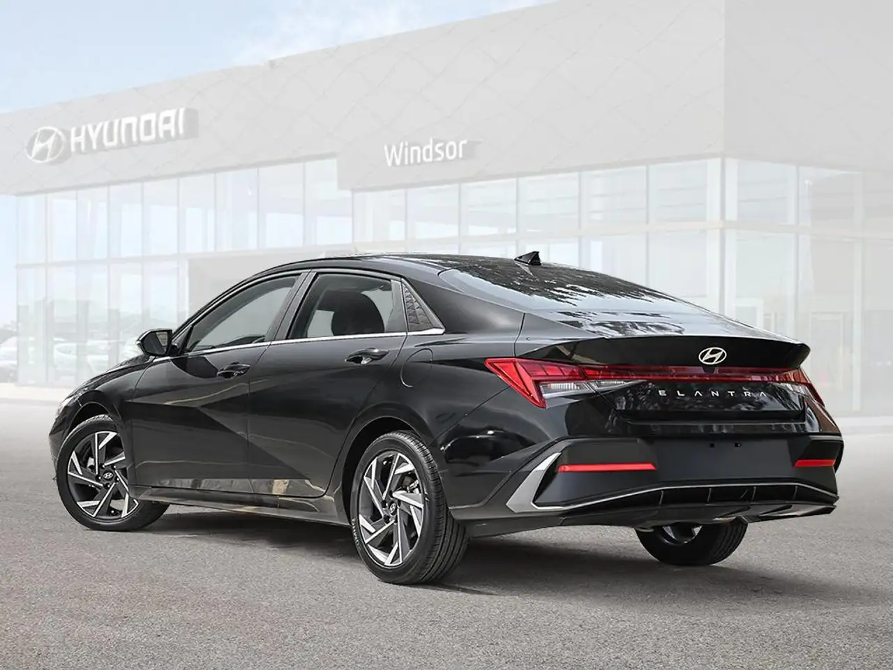 Hyundai ELANTRA photo Hyundai ELANTRA
