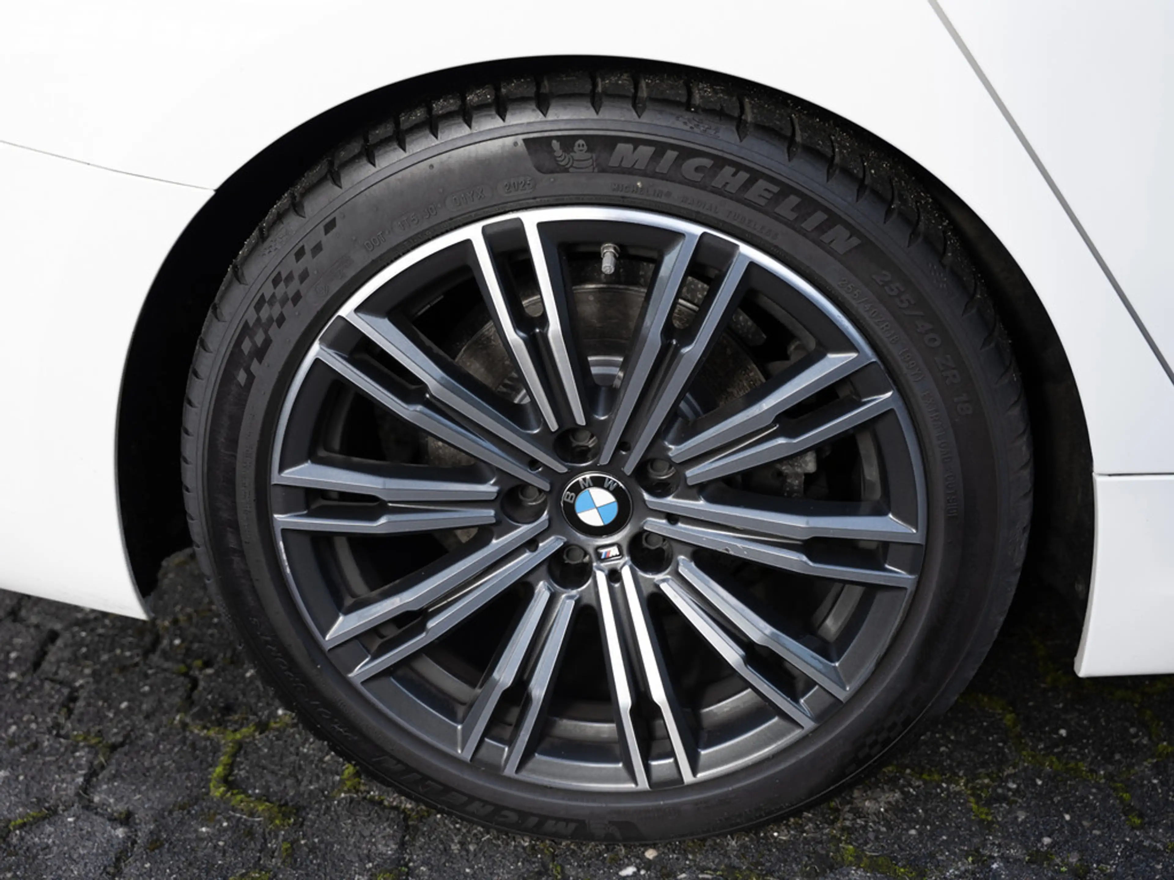 BMW 320 d Touring M-Sport AHK LED NAVI SHZ PDC — photo 9