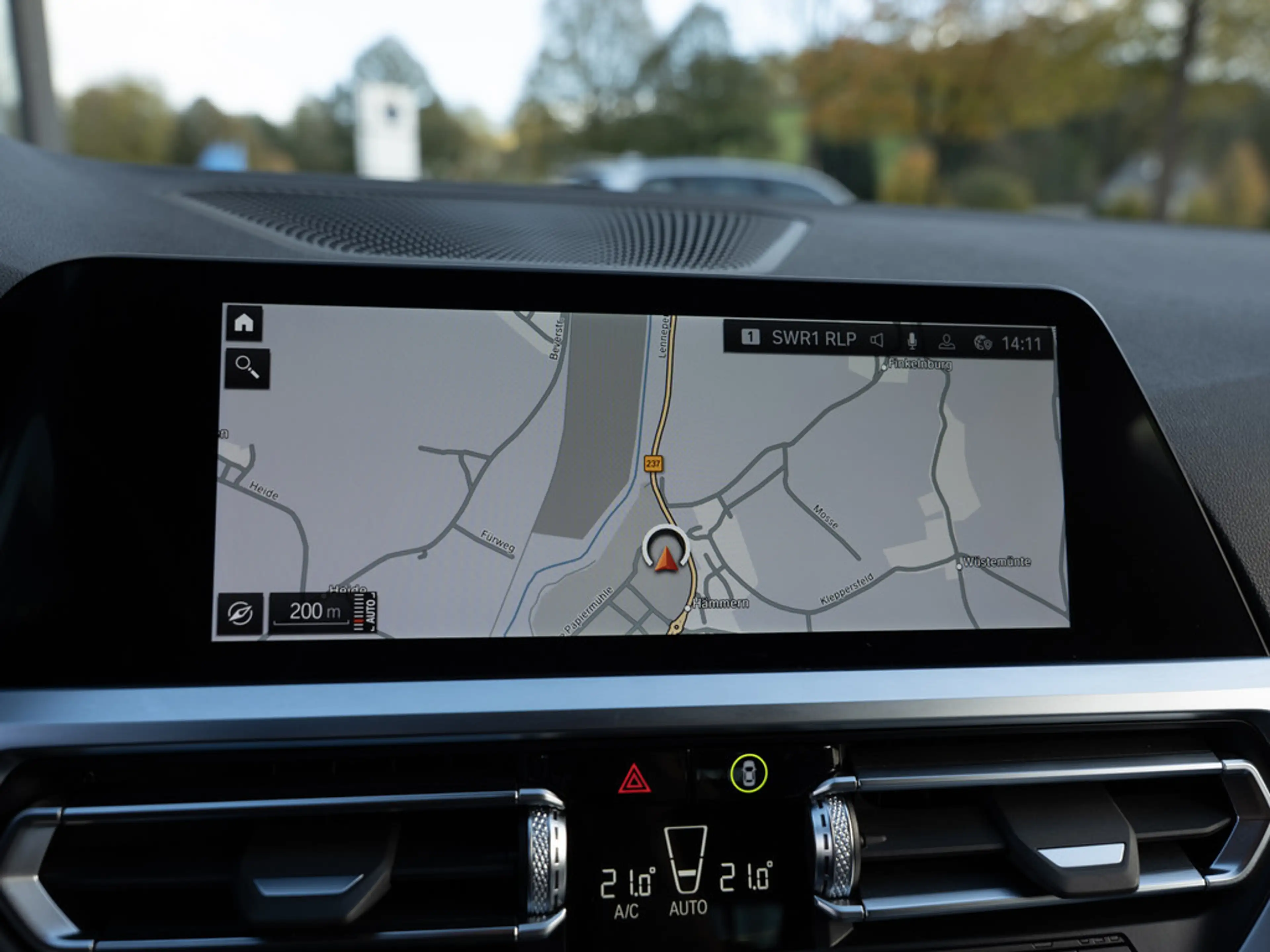 BMW 320 d Touring M-Sport AHK LED NAVI SHZ PDC — photo 14