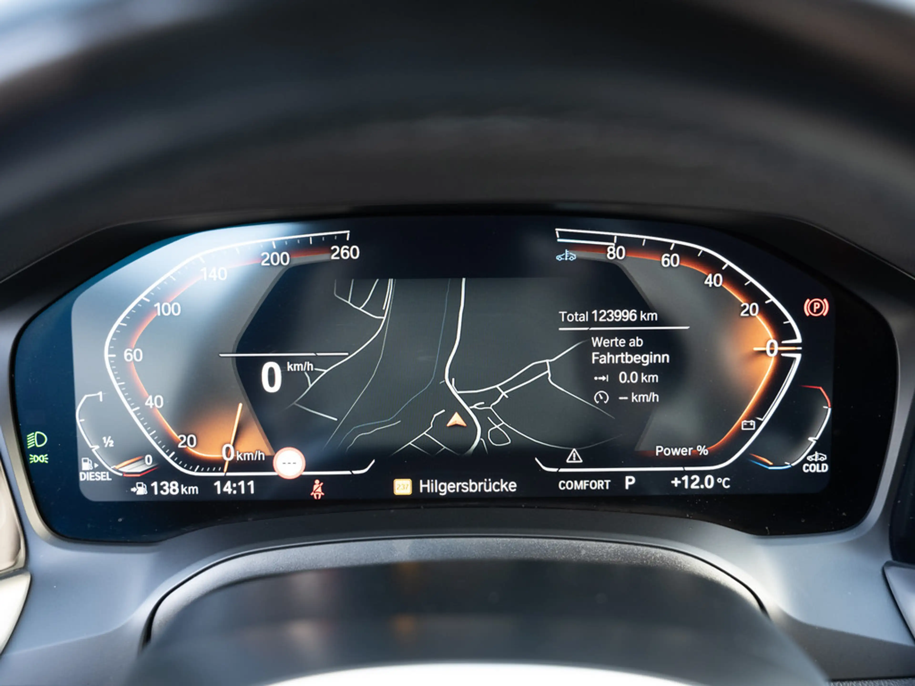 BMW 320 d Touring M-Sport AHK LED NAVI SHZ PDC — photo 13