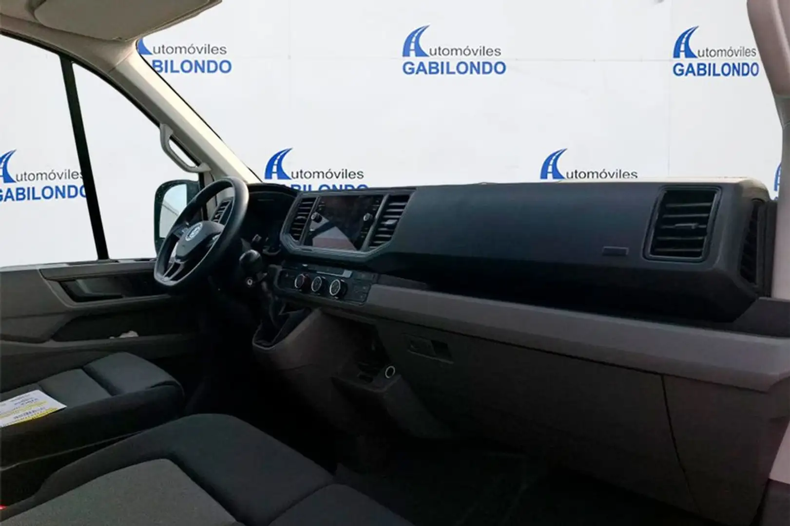 Volkswagen Crafter 2.0TDI L3H3 BMT Amarillo - 2