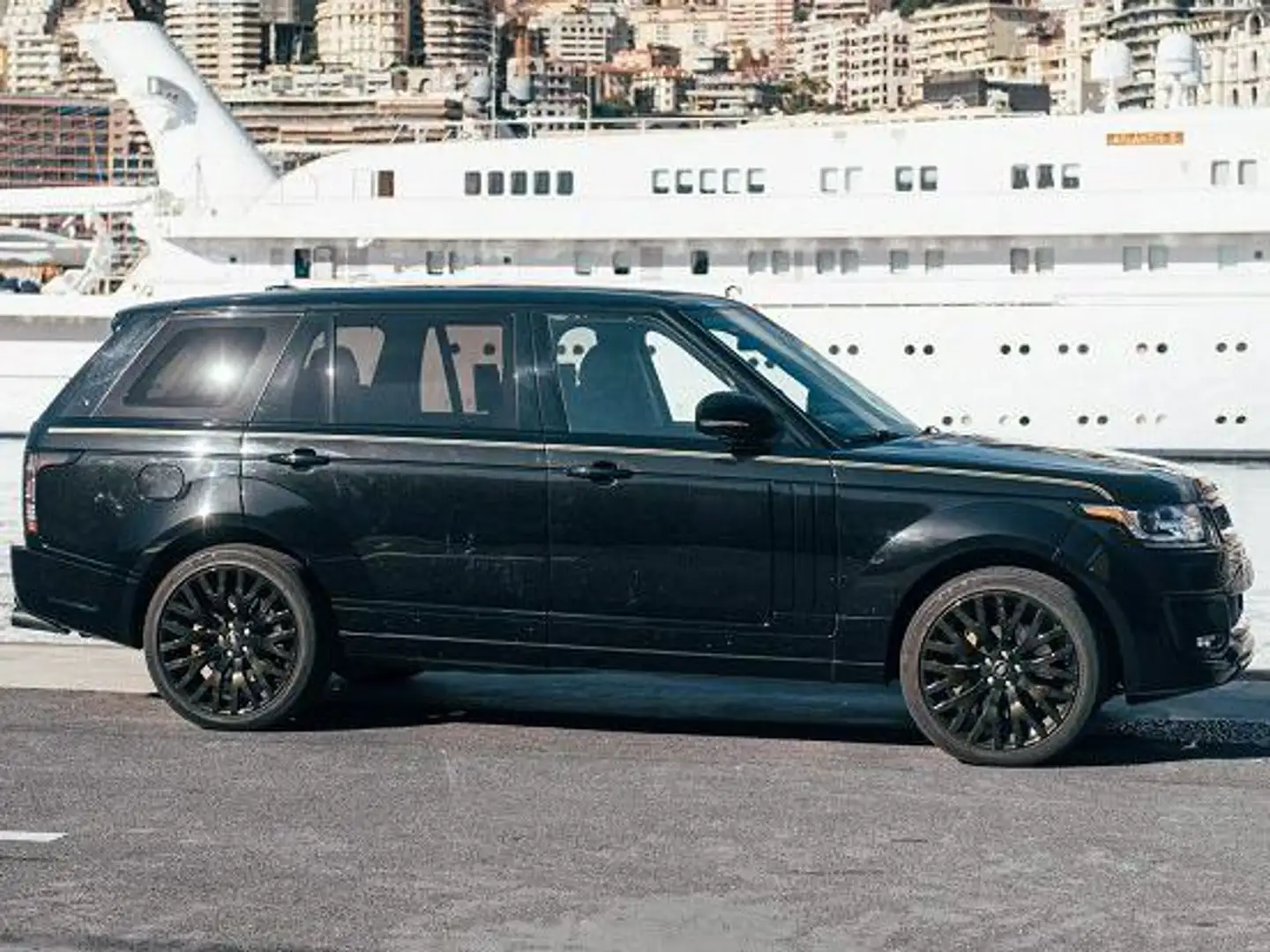 Land Rover Range Rover Range Rover V8 Vogue Schwarz - 2
