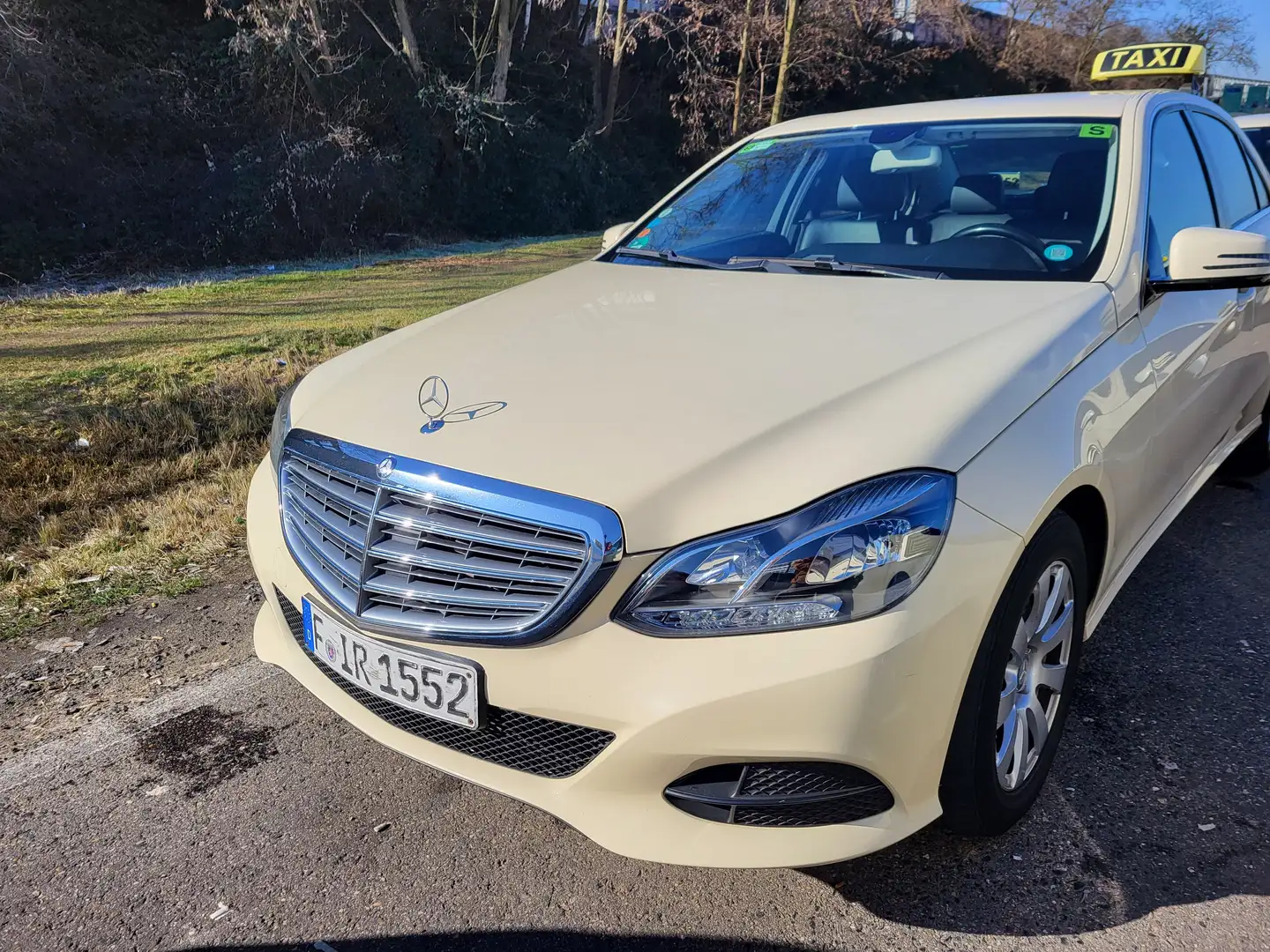Mercedes-Benz E 200 E-Klasse Diesel CDI DPF BlueEFFICIENCY Automatik E Galben - 1