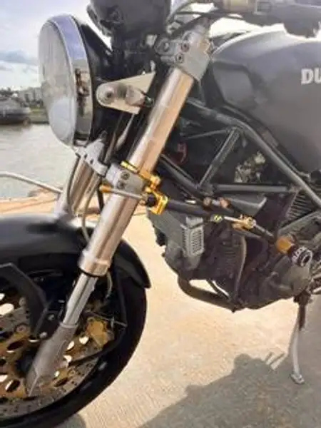 Ducati Monster 937 - foto 7