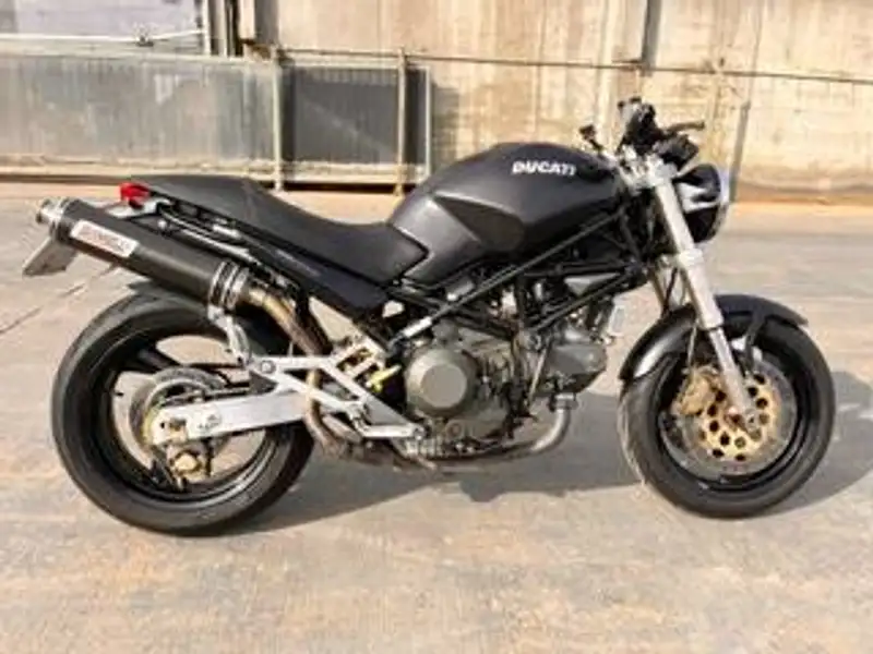 Ducati Monster 937 - foto 5