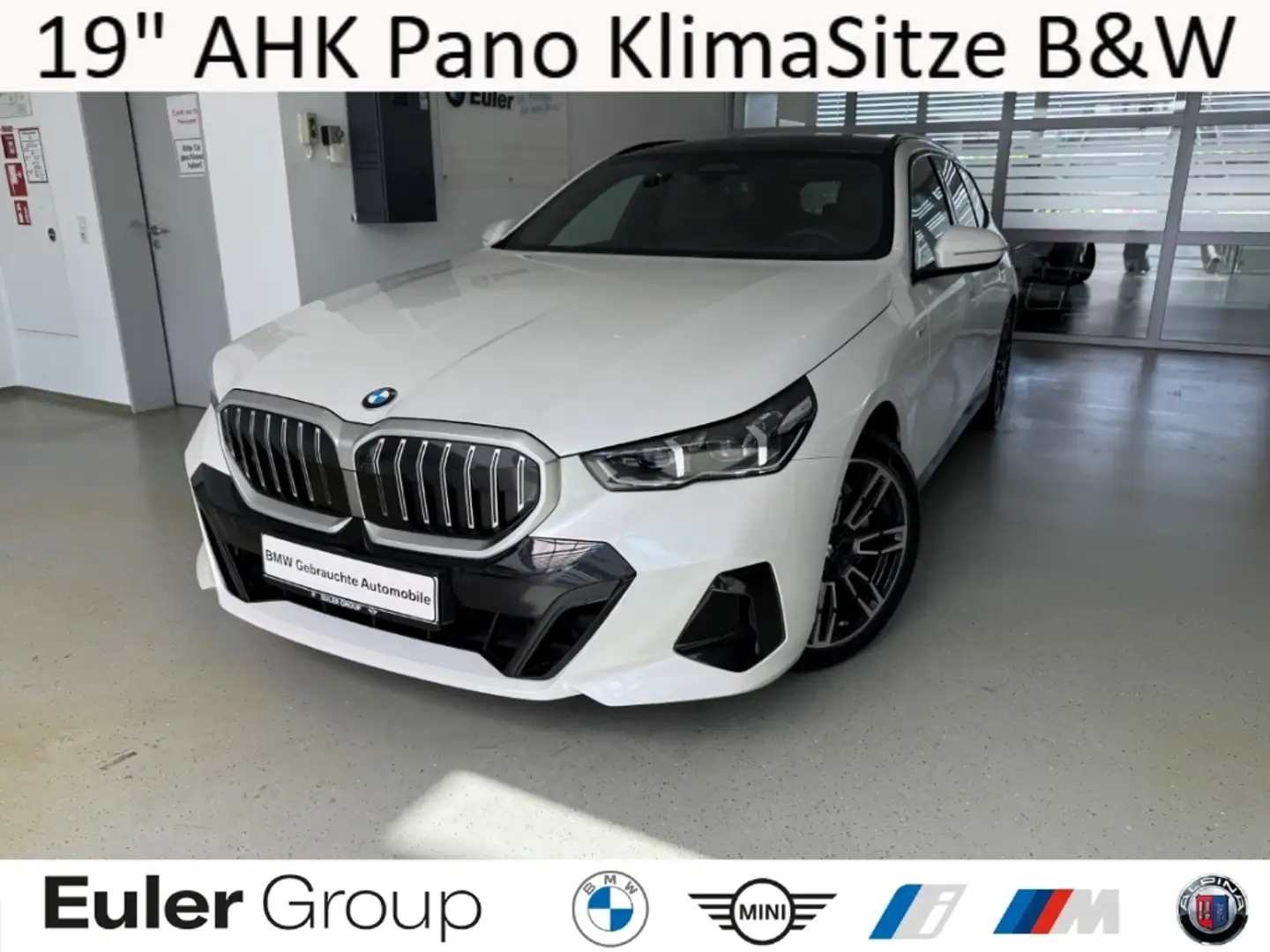 BMW 540 d x M-Sport StandHZG AHK Pano KlimaSitze B&W ParkA Weiß - 1