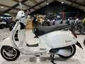 Vespa GTS Super 310 Wit - thumbnail 4