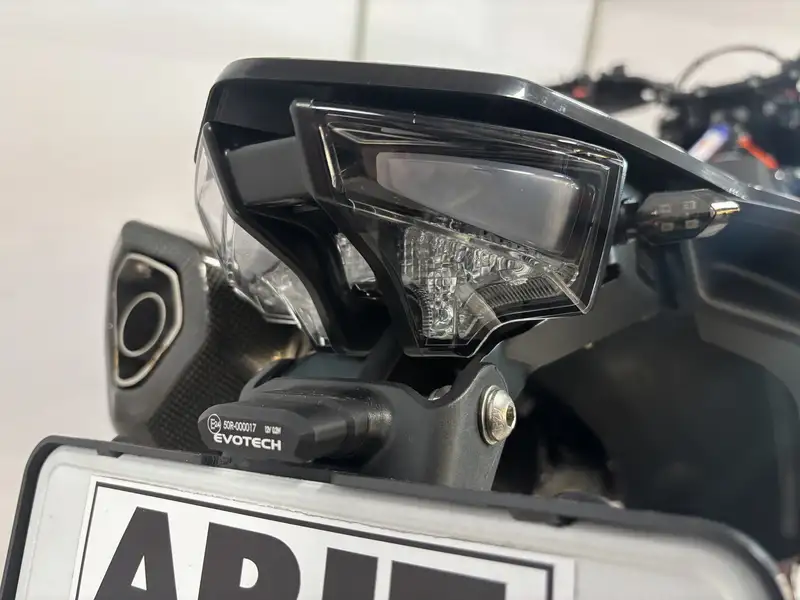 KTM 690 SMC R - foto 7