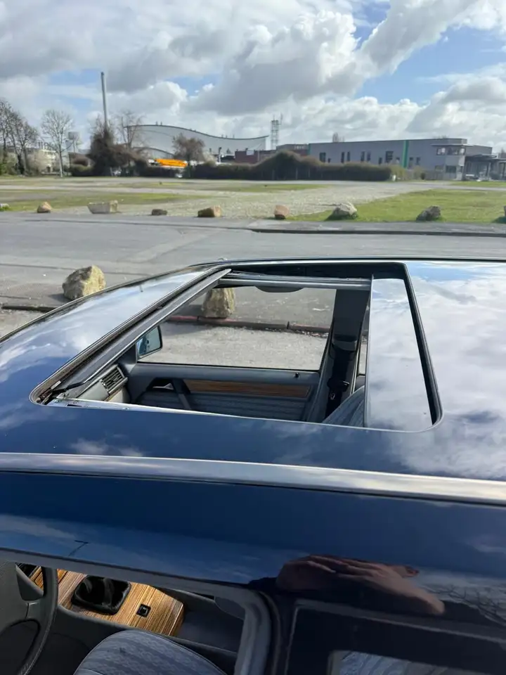 Mercedes-Benz Baureihe 124 260 E (124.026), foto 8