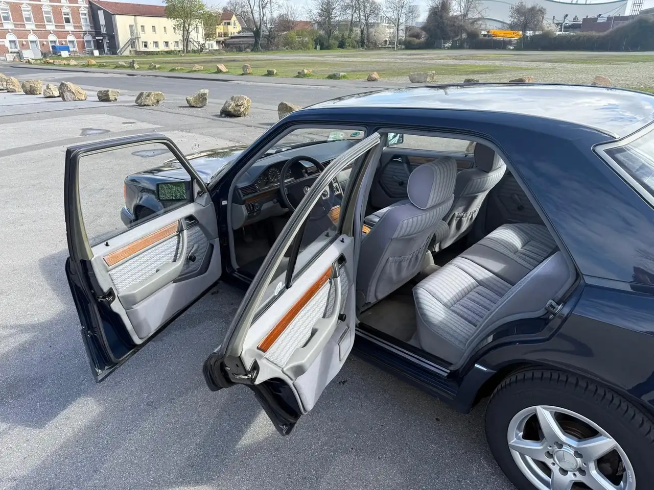 Mercedes-Benz Baureihe 124 260 E (124.026), foto 5