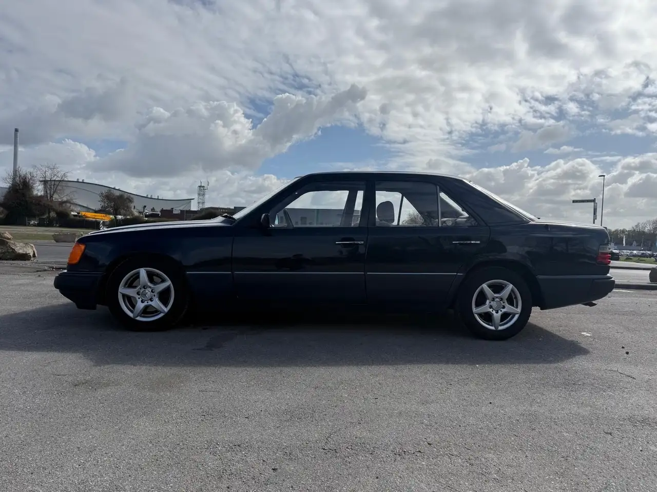 Mercedes-Benz Baureihe 124 260 E (124.026), foto 4