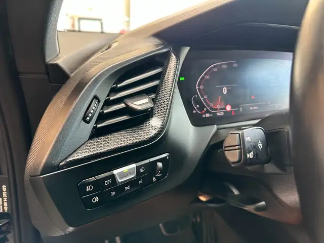 BMW M view 11