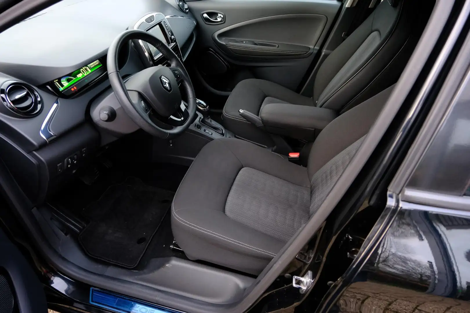 Renault ZOE Q90 Intens Quickcharge 41 kWh Aut. Navi|Clima|Cam| Zwart - 2