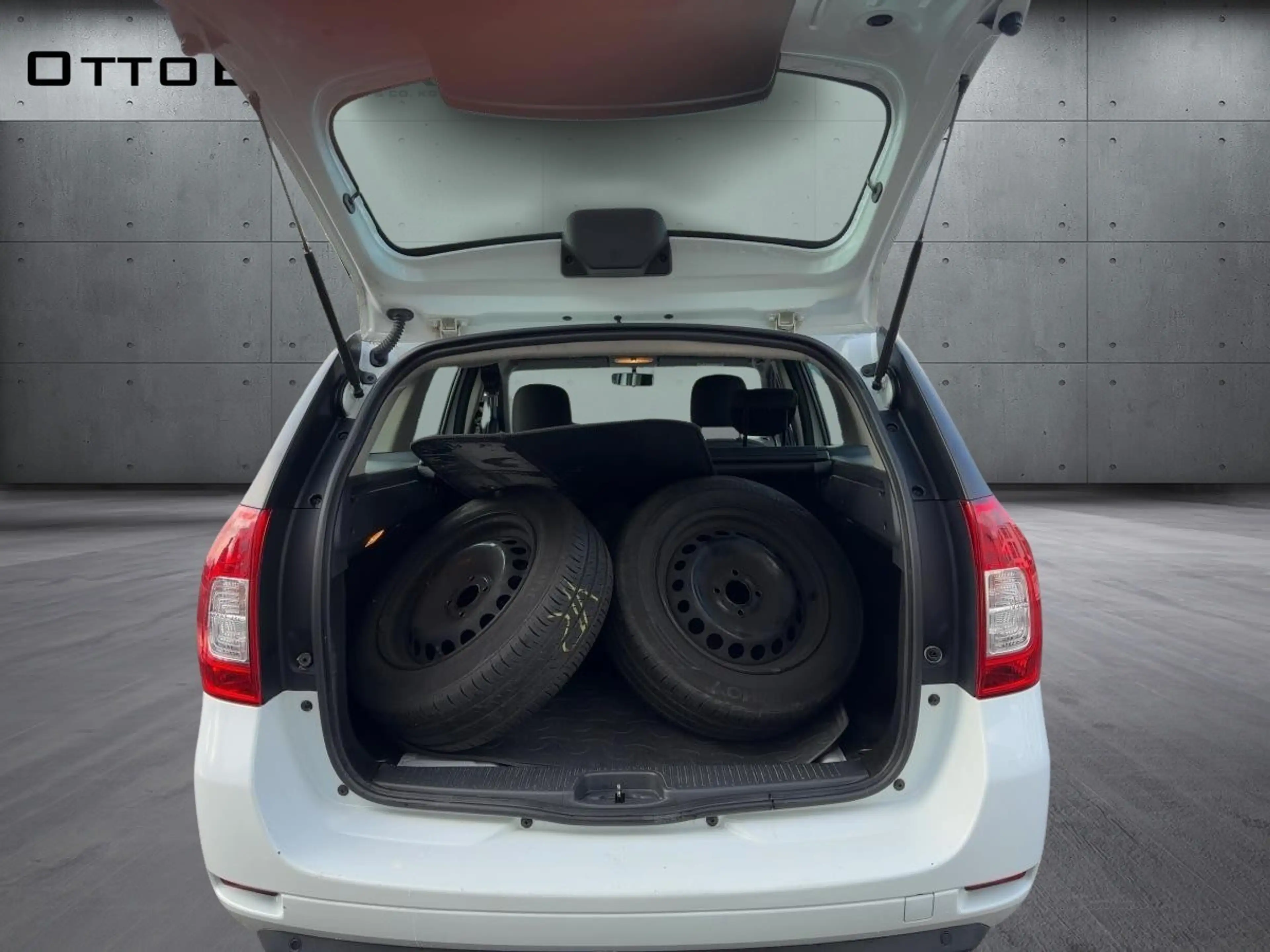 Dacia Logan TCe90 Comfort WINTERRÄDER/STANDHEIZUNG — photo 13
