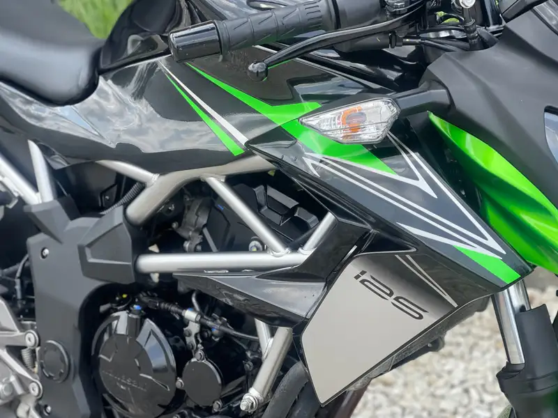 Kawasaki Z 125 - foto 5