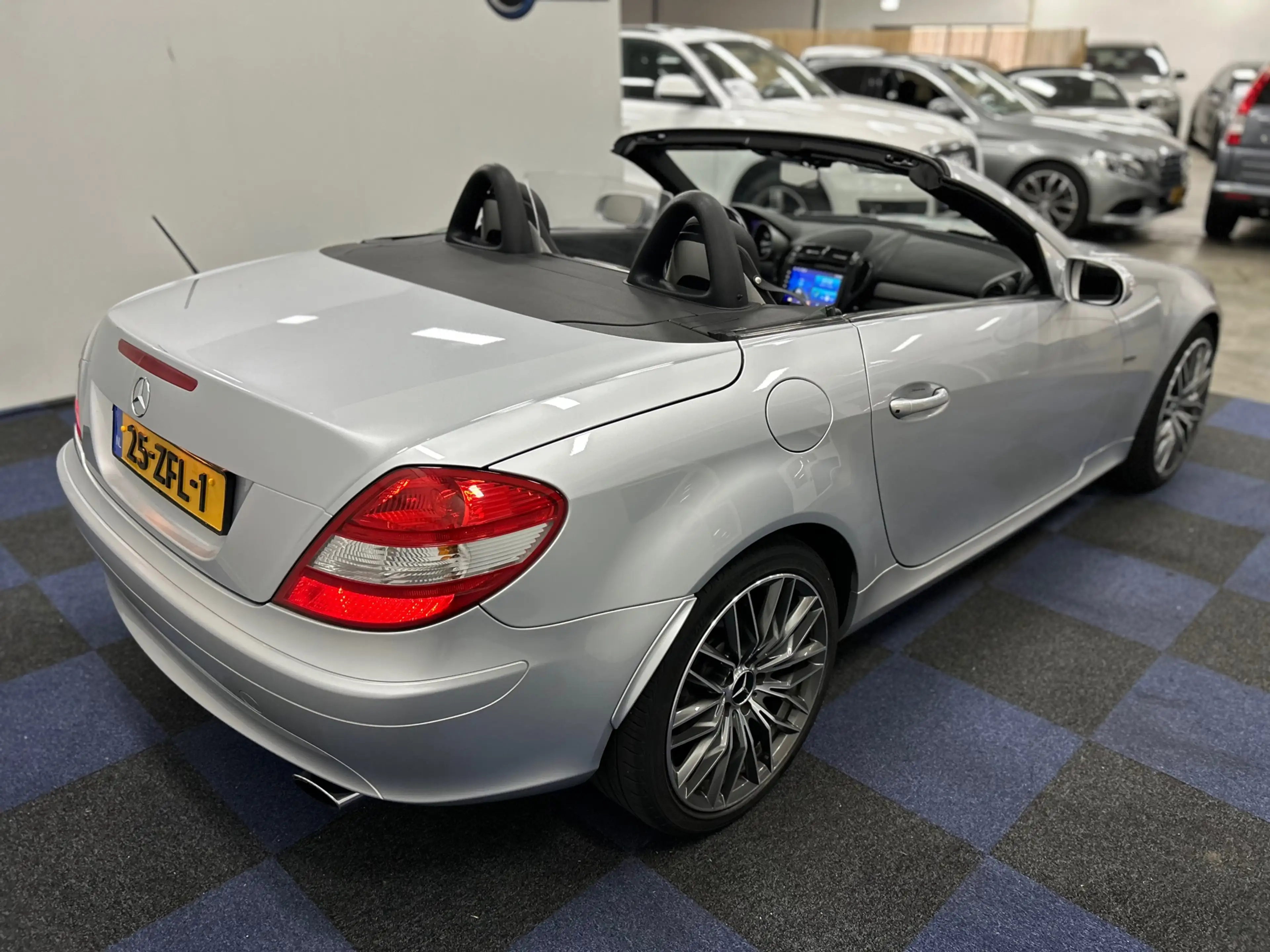 Mercedes-Benz SLK 200 K. Edition / DEALER ONDERHOUDEN / SUPER NETJES / B — photo 18