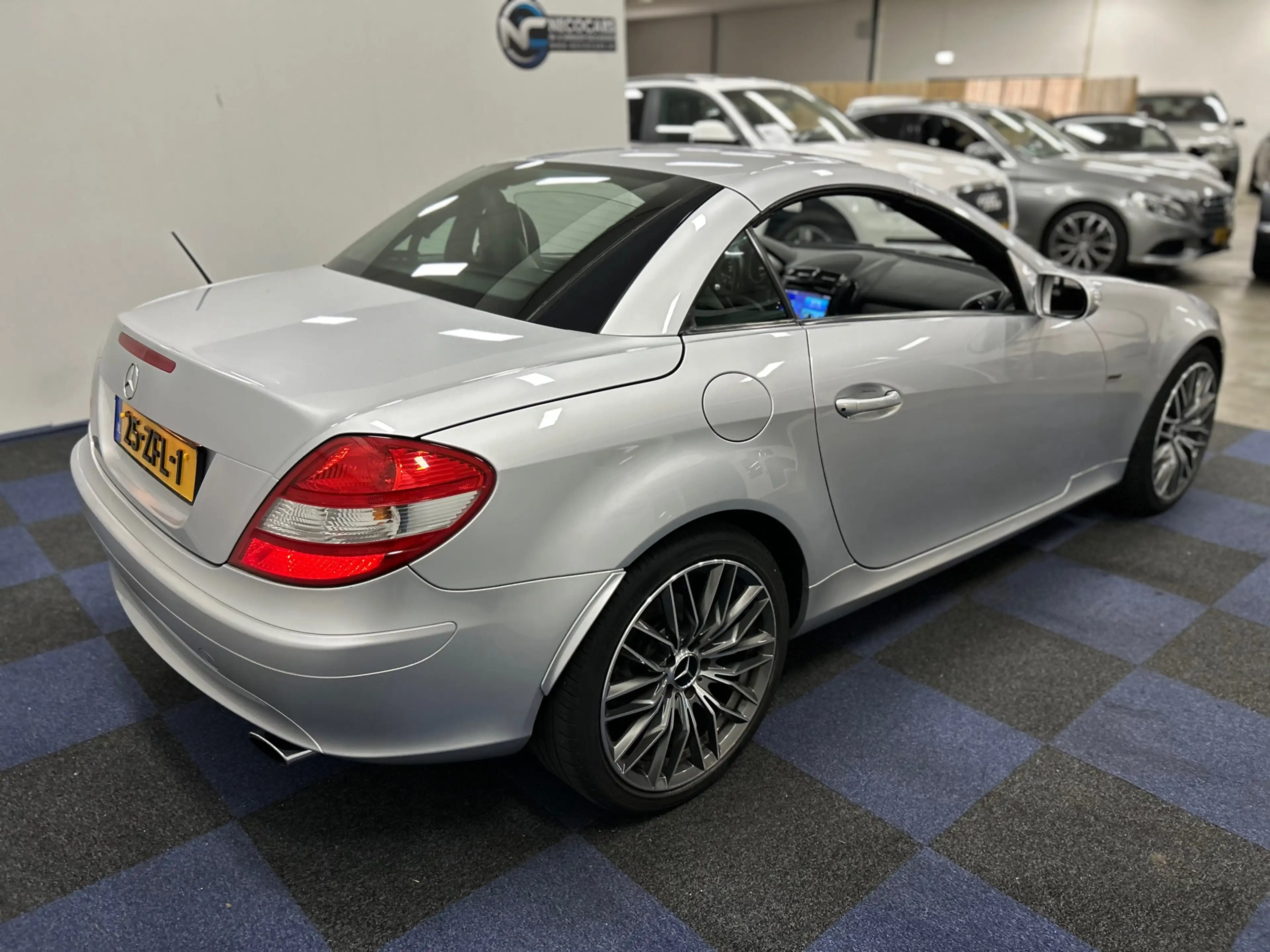 Mercedes-Benz SLK 200 K. Edition / DEALER ONDERHOUDEN / SUPER NETJES / B — photo 10