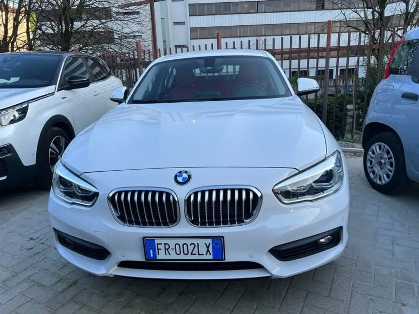 BMW 116 116d 5p. Urban Weiß - 2