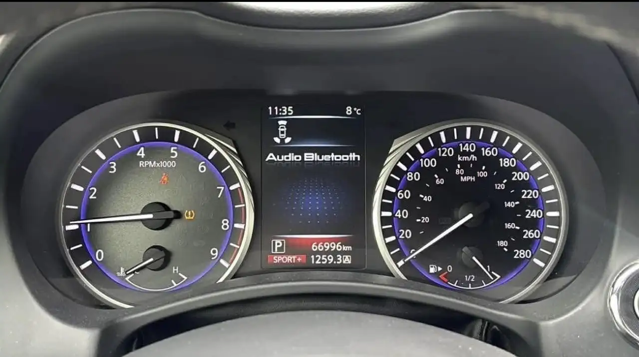 Infiniti Q60 photo Infiniti Q60
