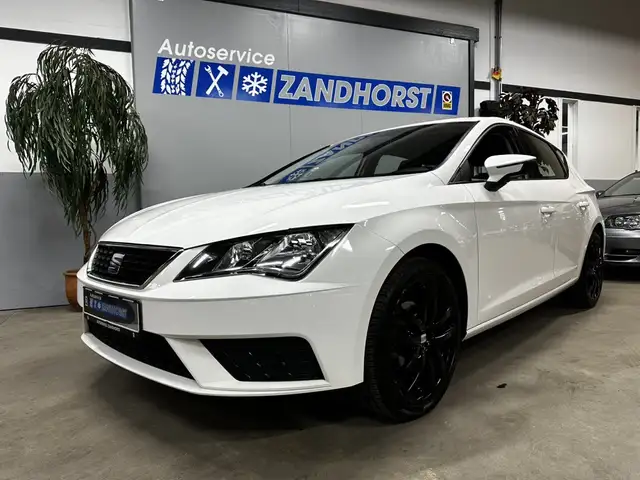 SEAT Leon 1.2 TSI Enjoy // 18 inch Lm Velgen // Airco
