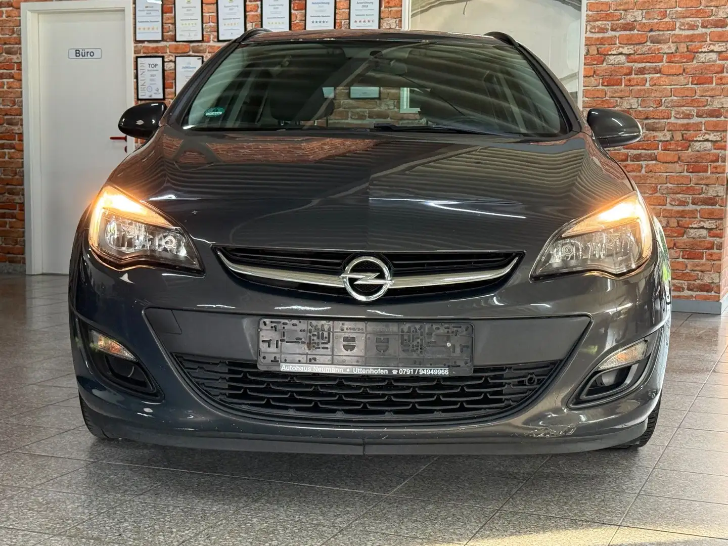 Opel Astra J Sports Tourer-1.7CDTI-Tempomat-Tüv 11/27 Gris - 2
