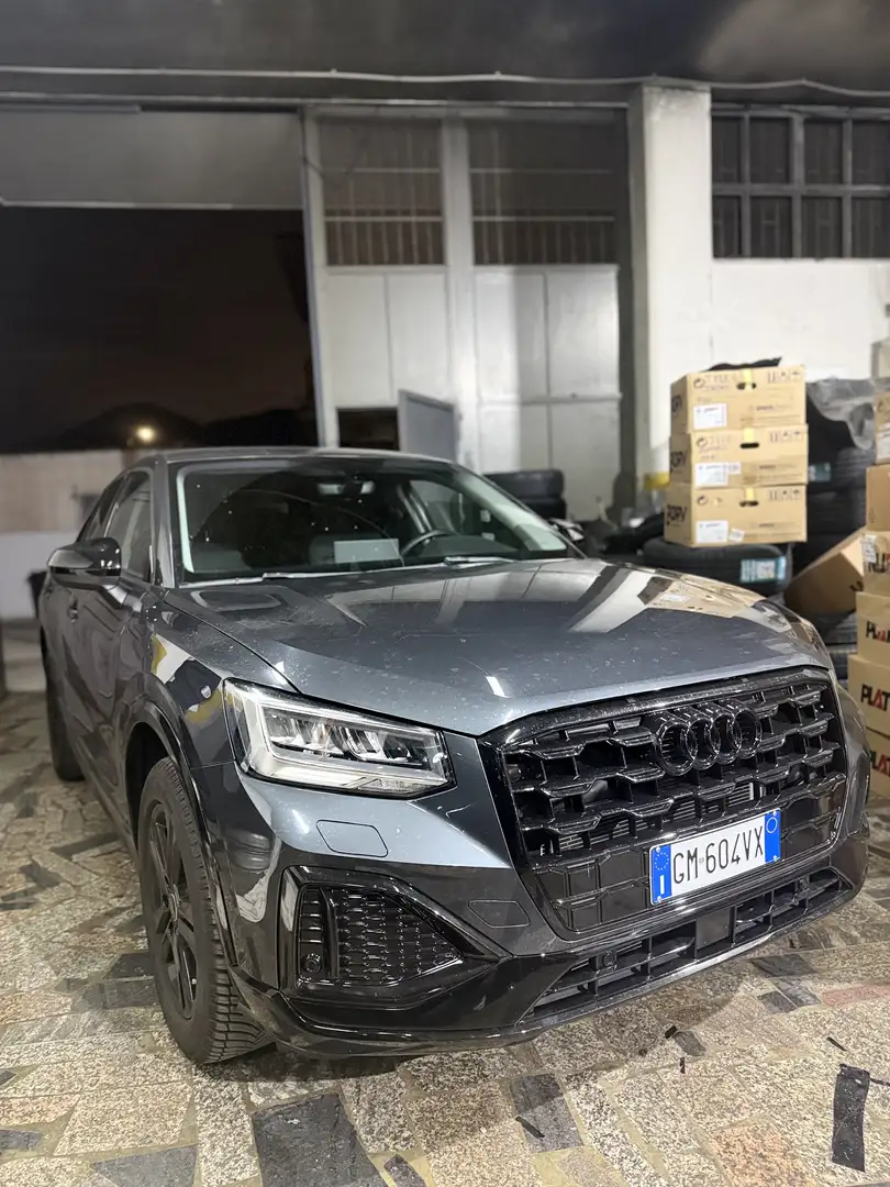 Audi Q2 30 2.0 tdi Identity Black s-tronic - 1