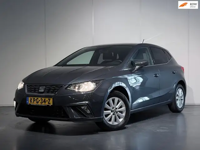 SEAT Ibiza 1.0 TSI Style Business Intense DSG /Virtual/Clima/
