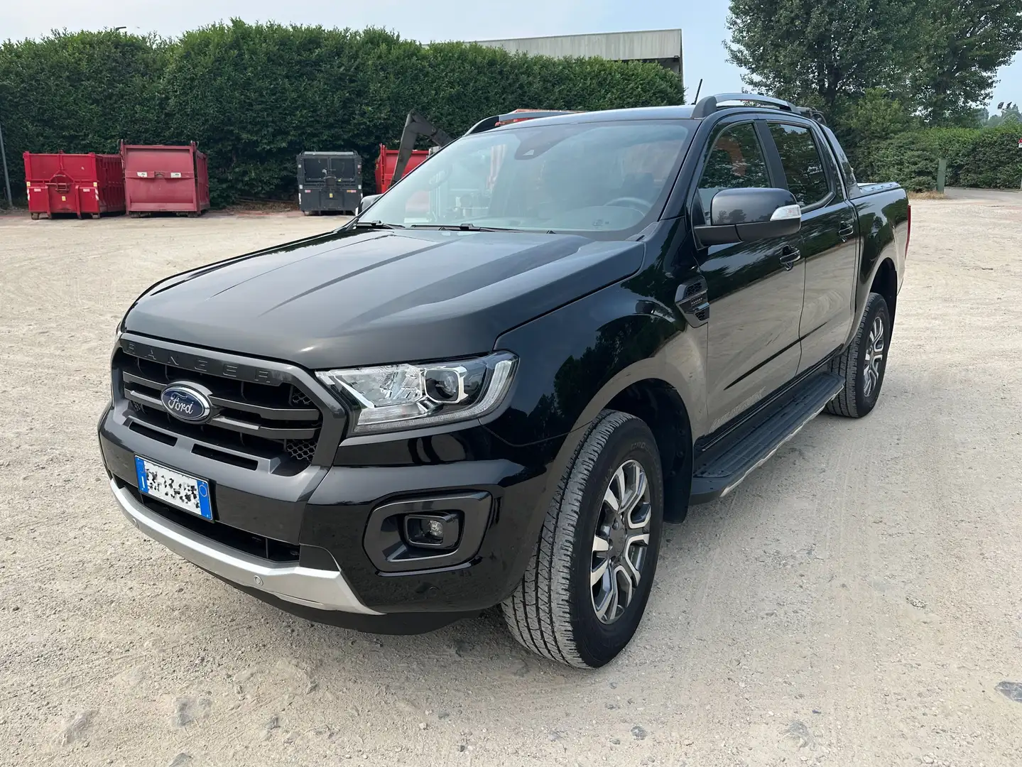 Ford Ranger 2.0 ecoblue double cab Wildtrak 170cv auto Fekete - 1