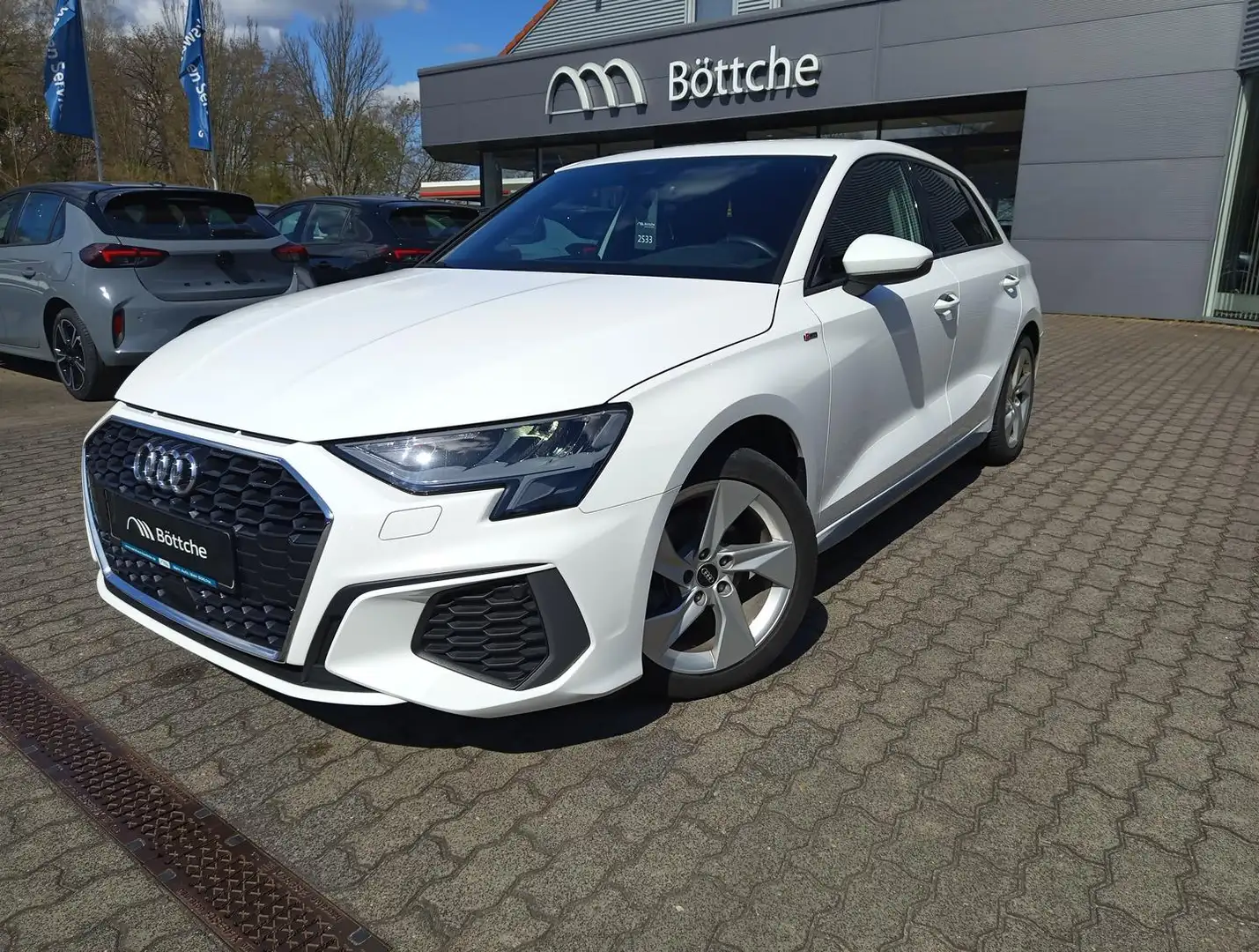 Audi A3 30 TFSI S line LED/Navi/SHZ/DAB/PDC/Allwetter Blanco - 2