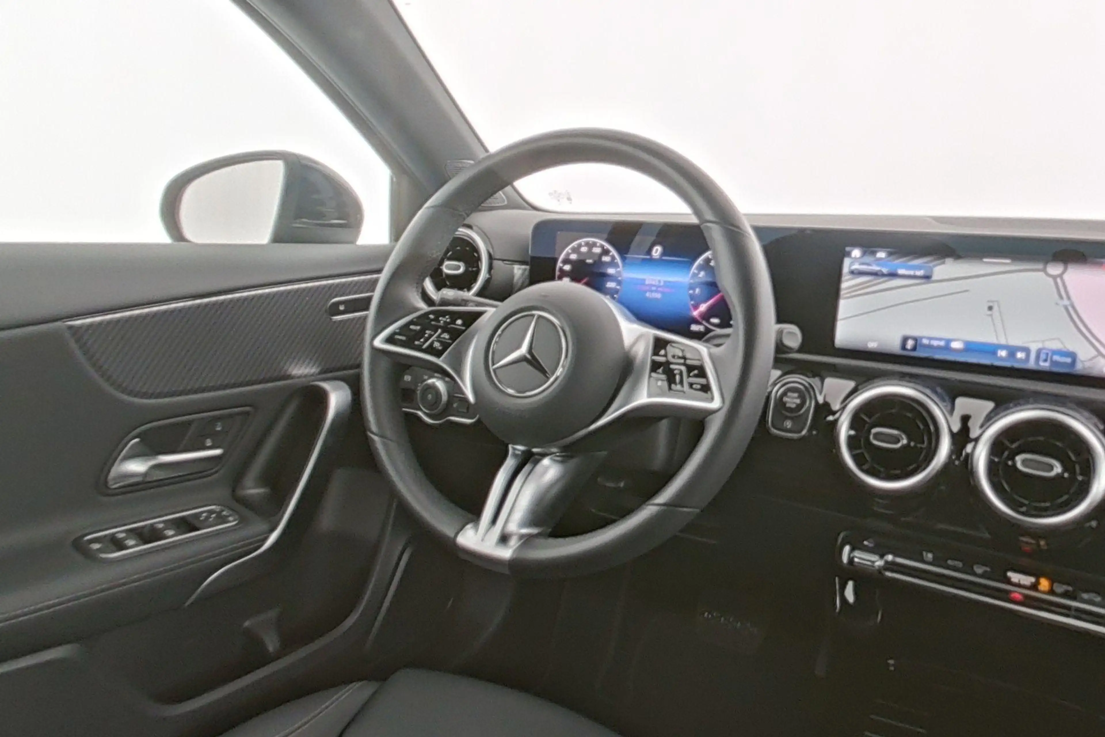 Mercedes-Benz A 180 Progressive — photo 13