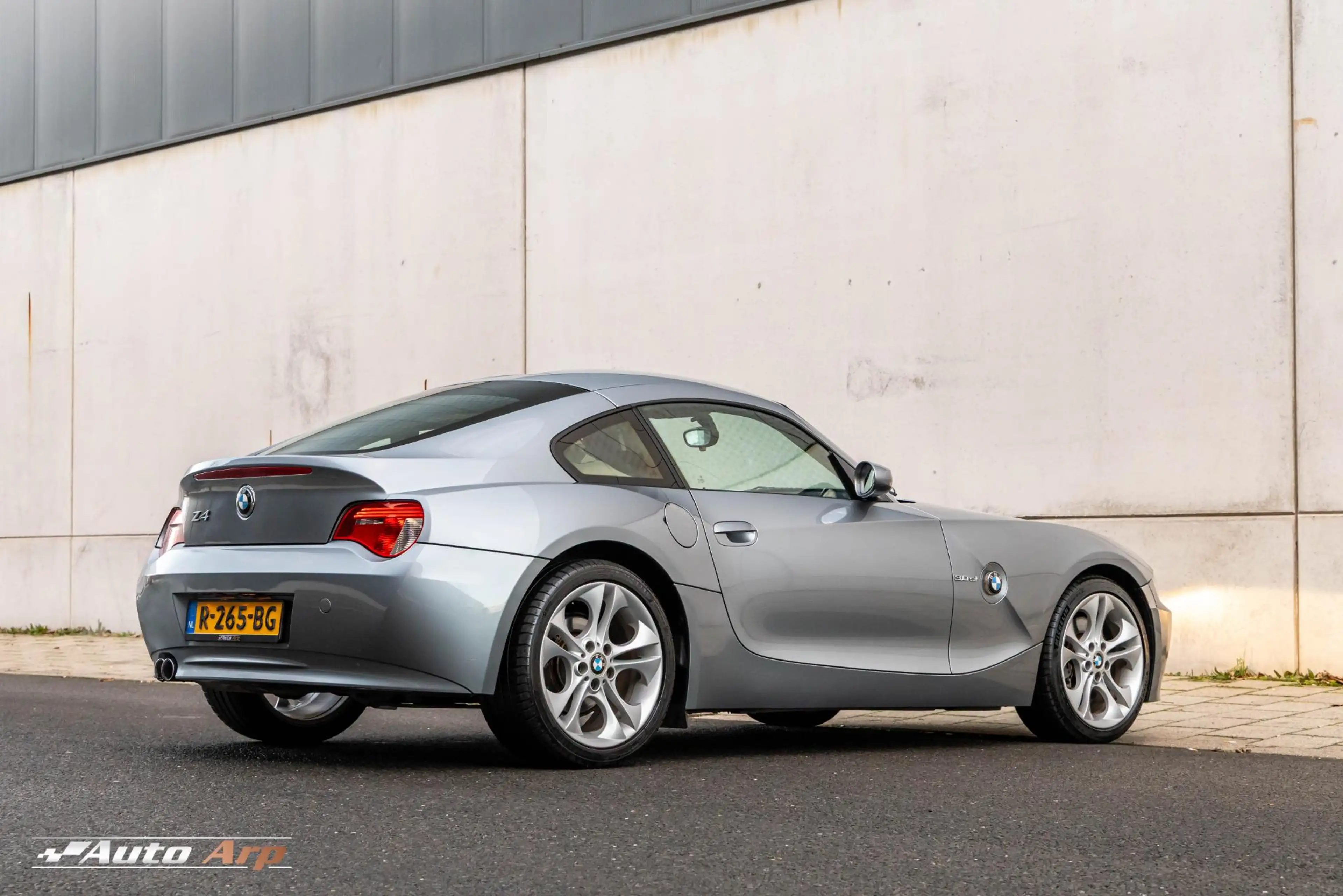 BMW Z4 Coupé 3.0si — photo 13