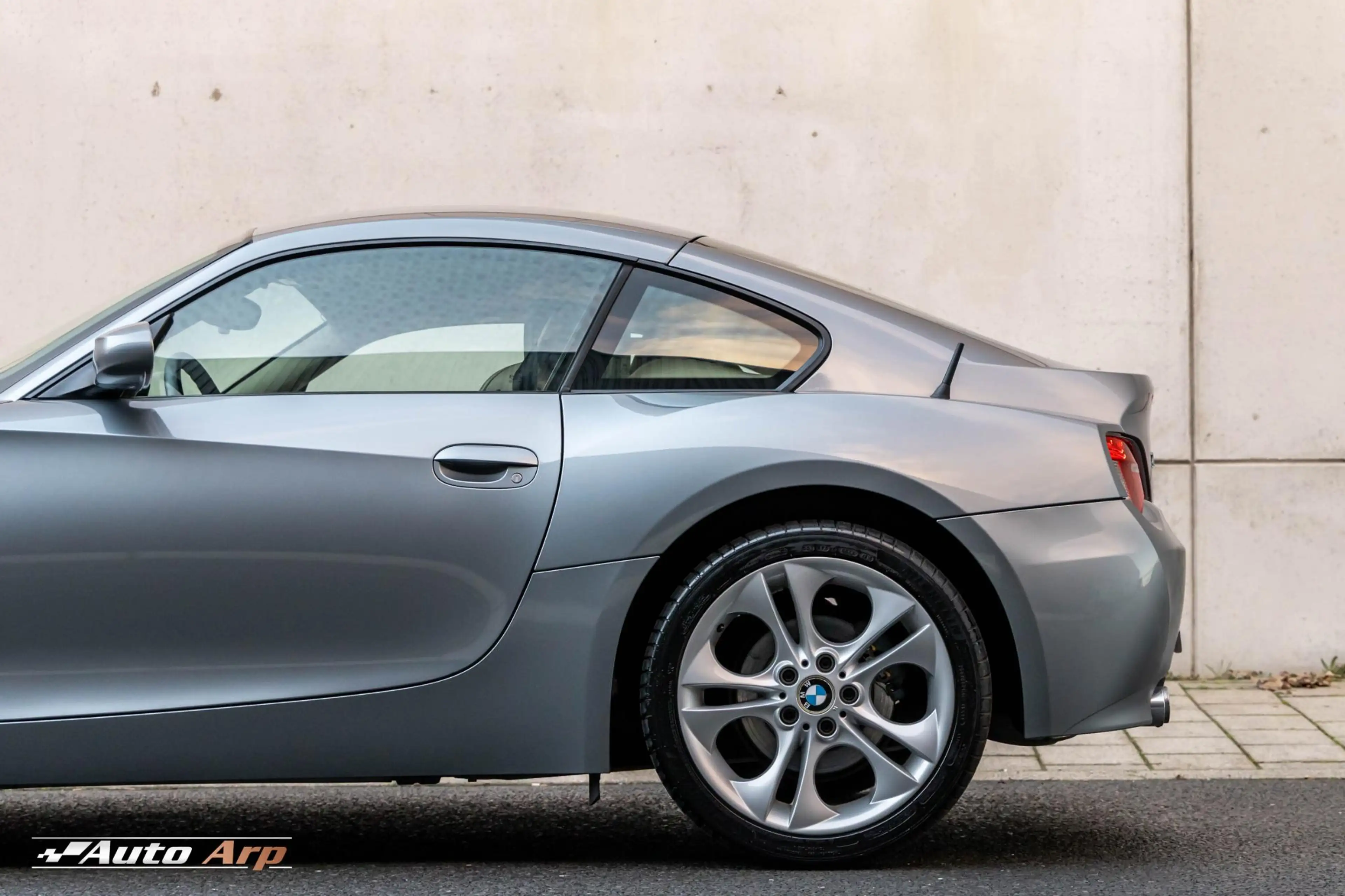 BMW Z4 Coupé 3.0si — photo 9