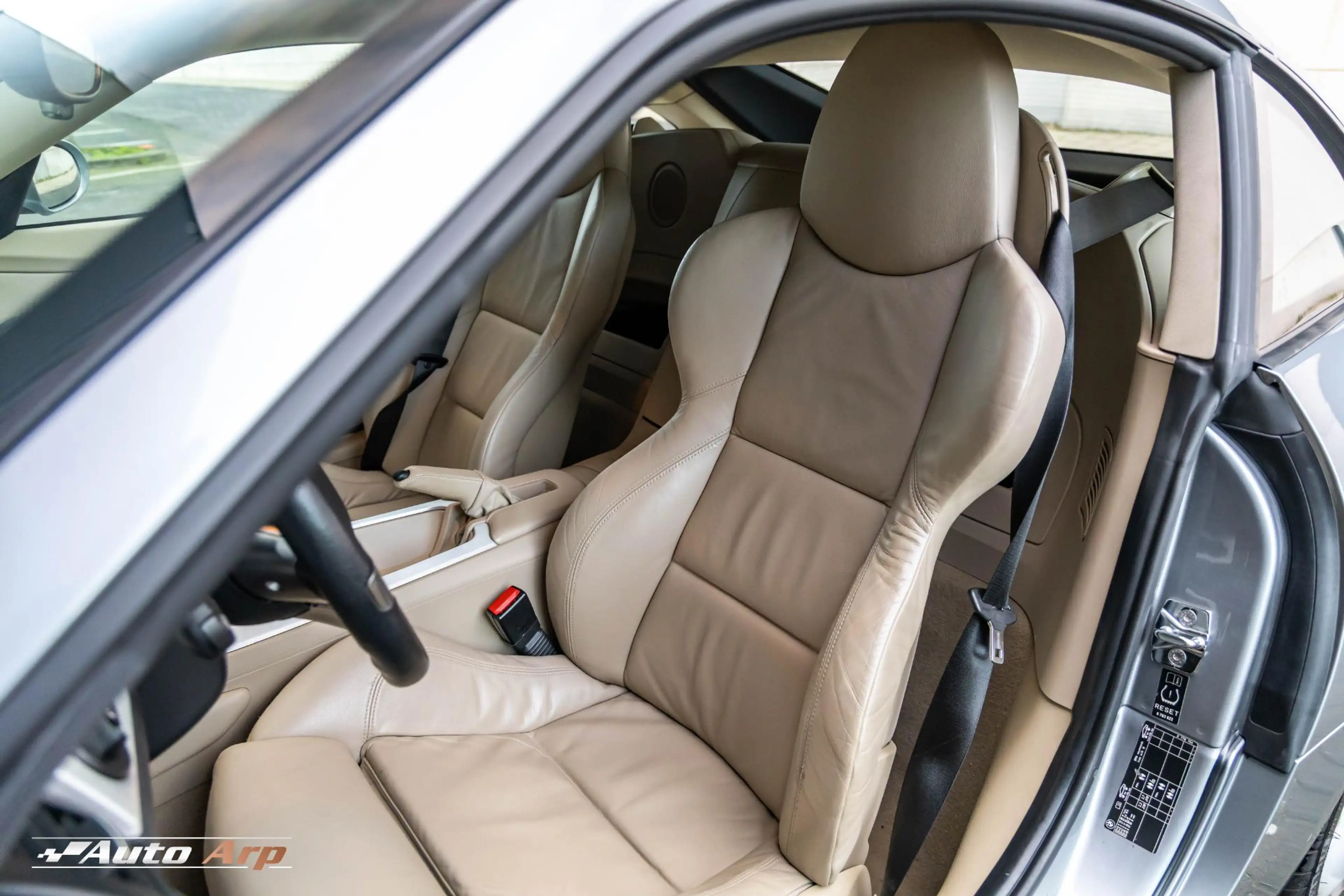 BMW Z4 Coupé 3.0si — photo 16
