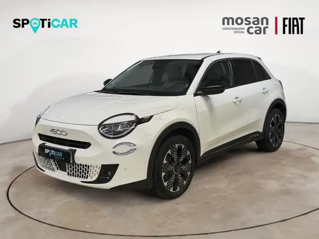 Fiat 500L 600 1.2 MHEV 100 DCT LA PRIMA PORTON GPS LL18 RADA