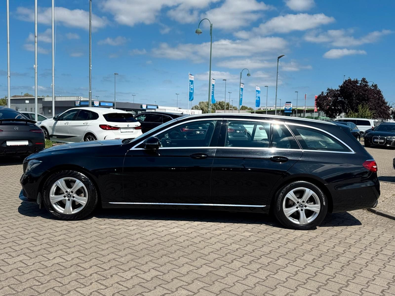 Mercedes-Benz E 220 d T 9G-TRONIC"AVANTGARDE"AHK*KAMERA*NAVI* — photo 10