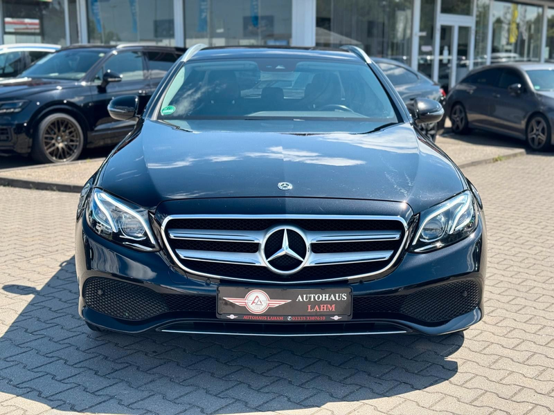 Mercedes-Benz E 220 d T 9G-TRONIC"AVANTGARDE"AHK*KAMERA*NAVI* — photo 4