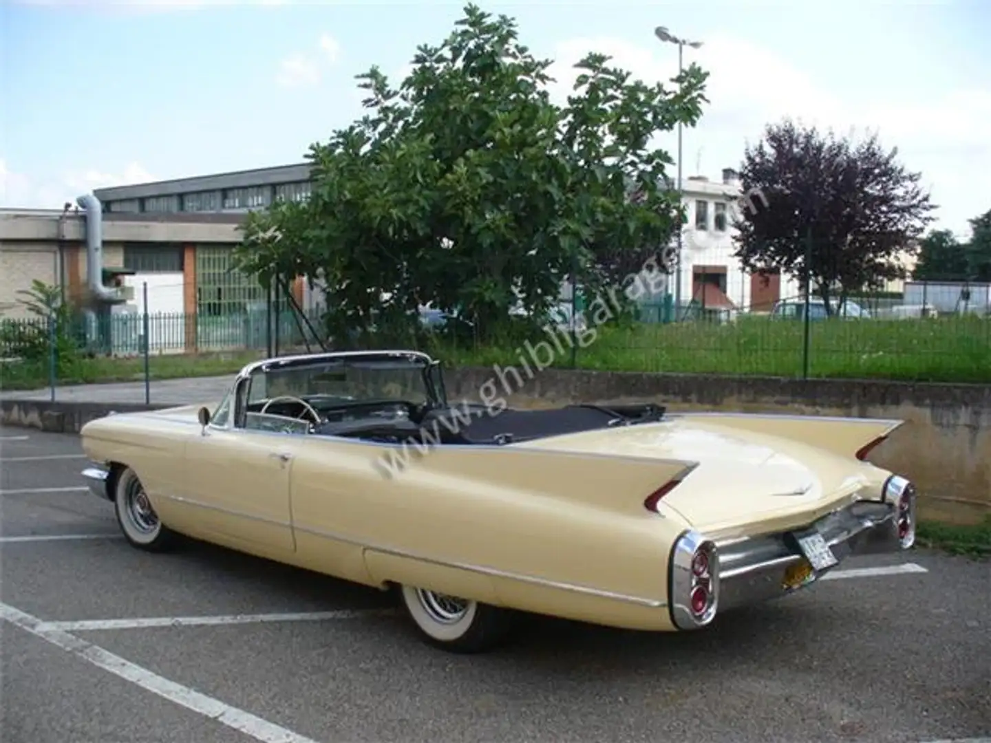 Oldtimer Cadillac Mod 62 Cabriolet Blanc - 2