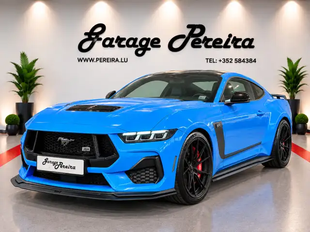 Ford Mustang view 6
