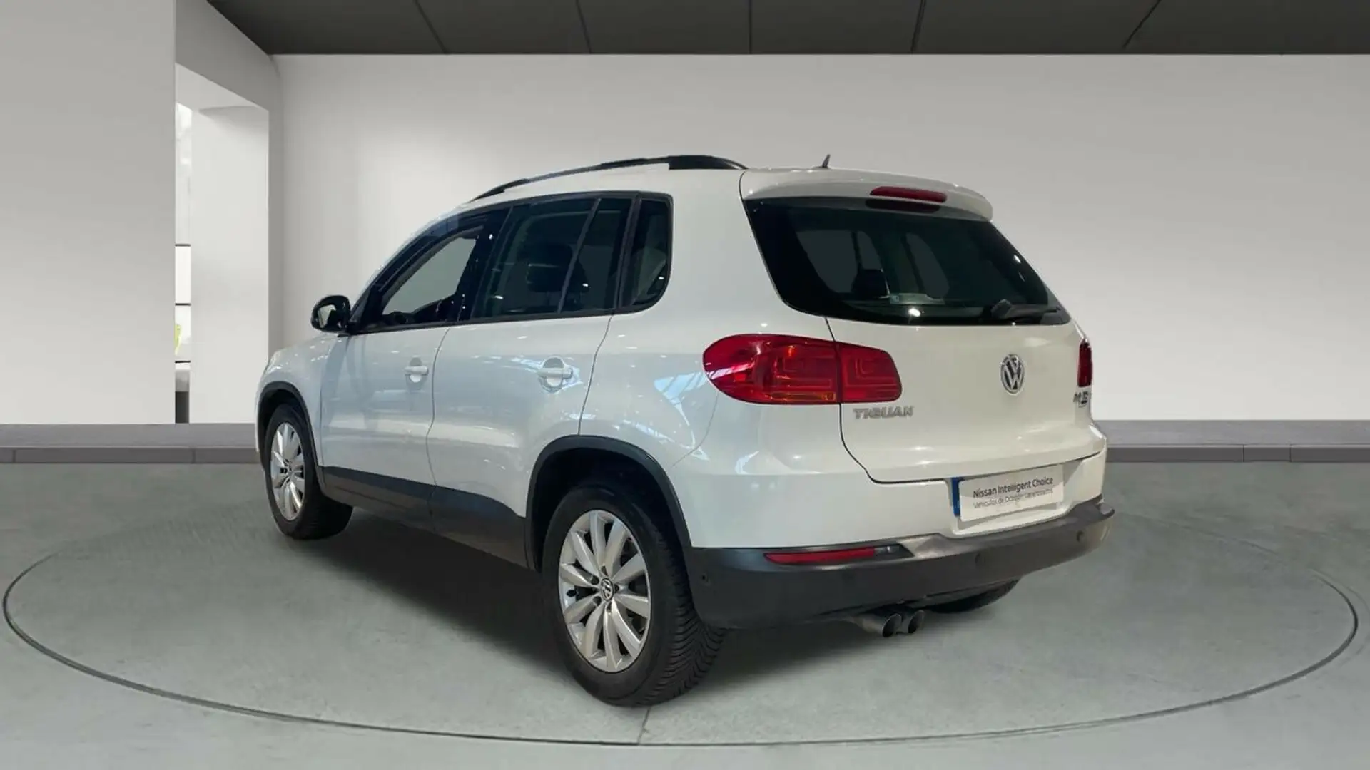Volkswagen Tiguan 2.0TDI BMT T1 4x2 150 Weiß - 2