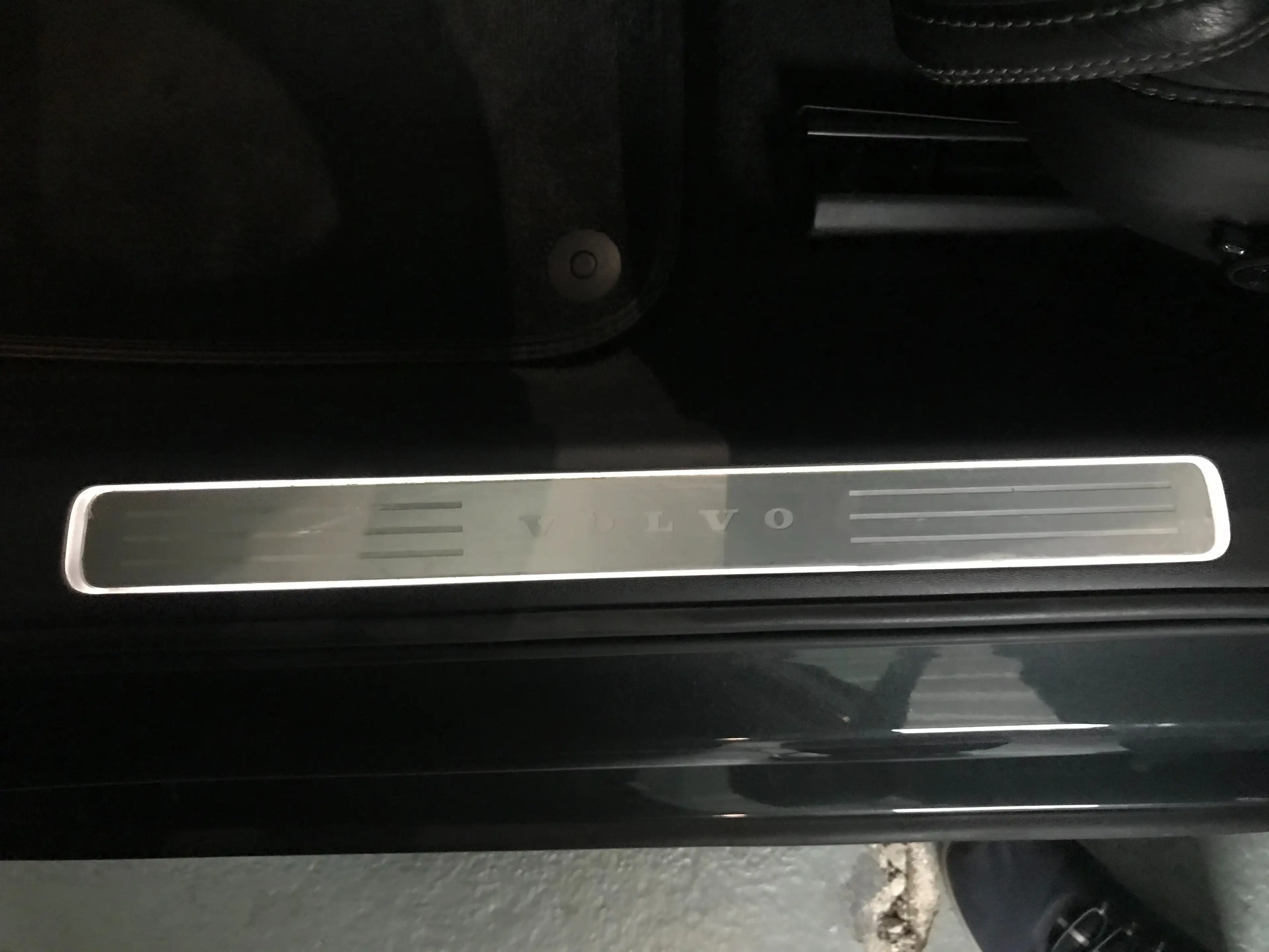 Volvo S90 Inscription D4 — photo 32