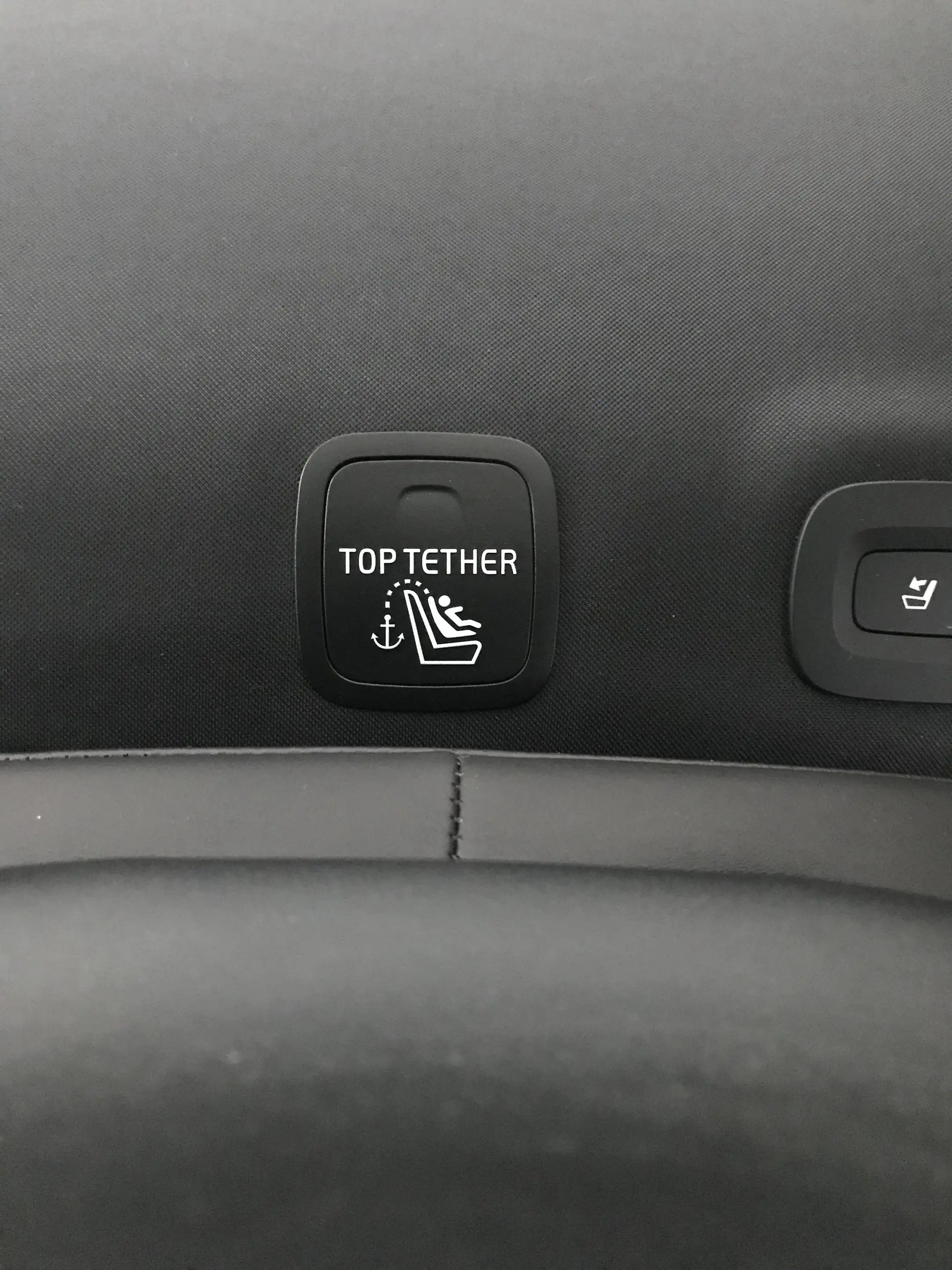 Volvo S90 Inscription D4 — photo 30
