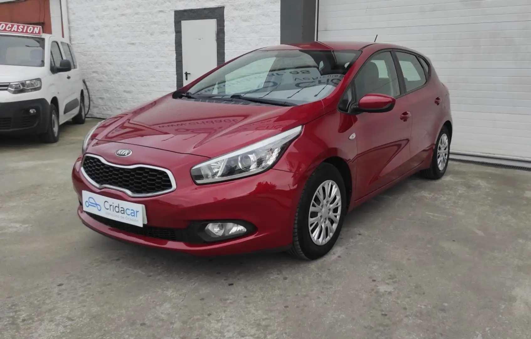 Kia Ceed / cee'd 1.4 Concept Mauve - 1