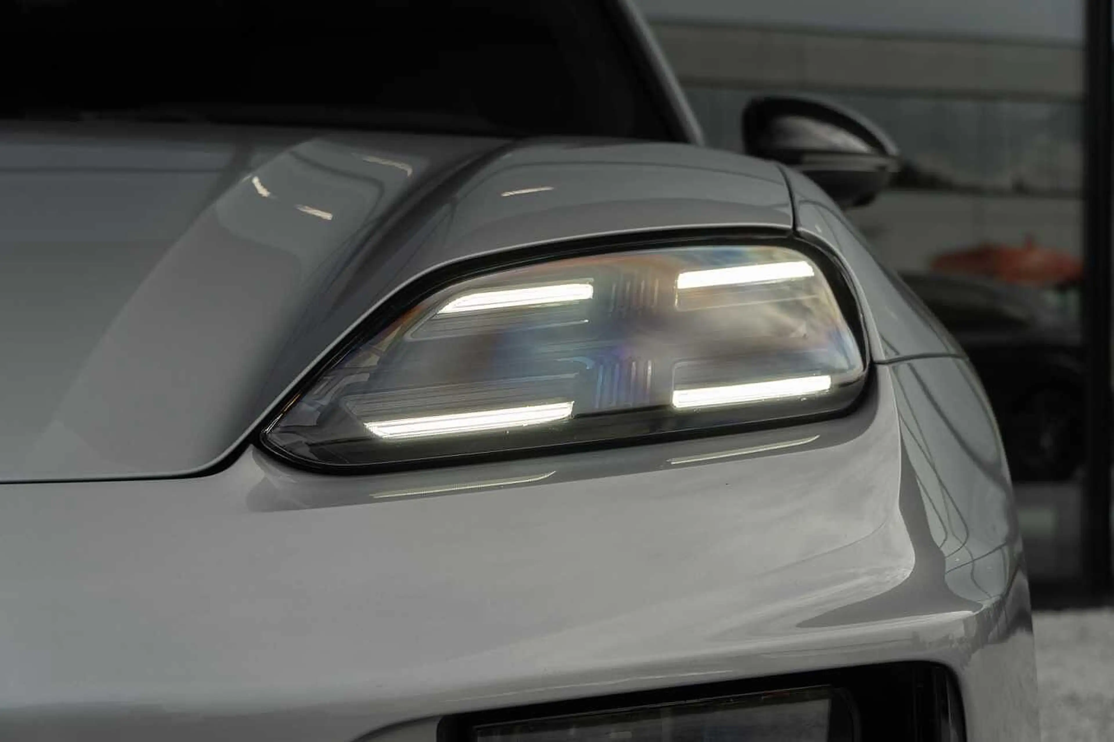 Porsche Macan Turbo New Price of 152.000 euros! — photo 3