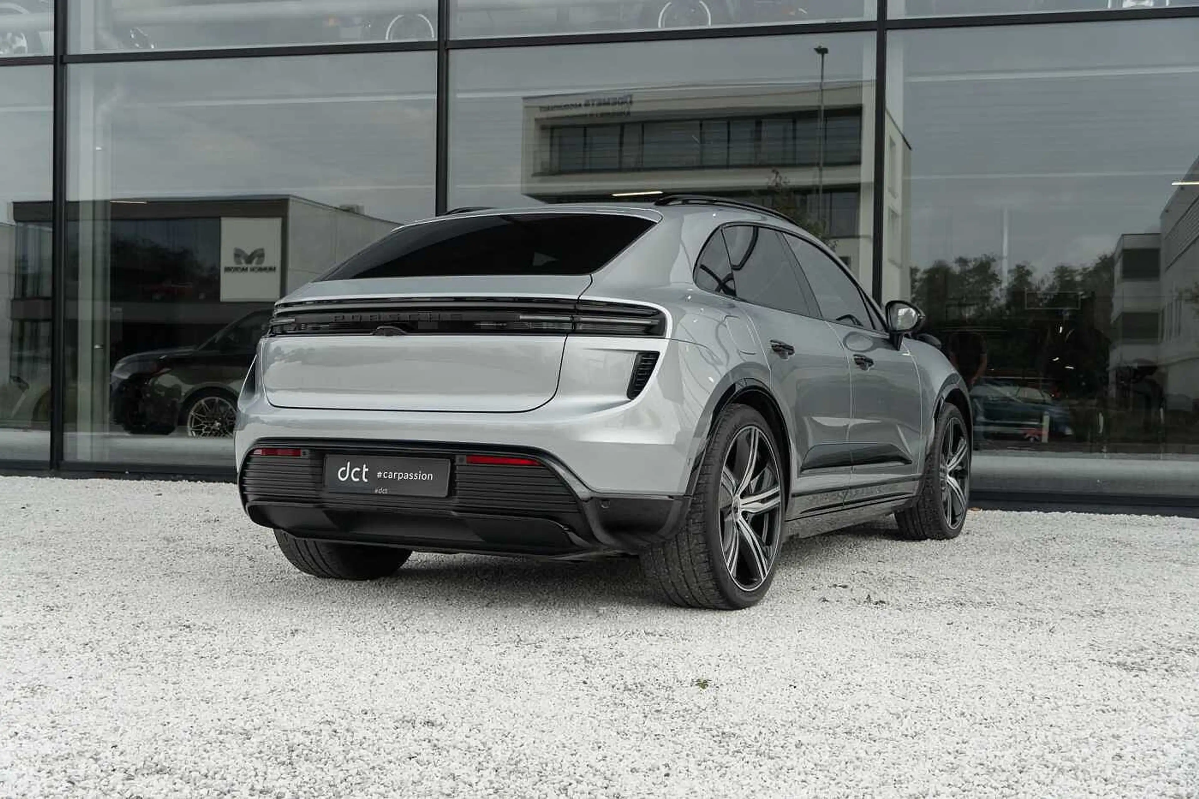 Porsche Macan Turbo New Price of 152.000 euros! — photo 4