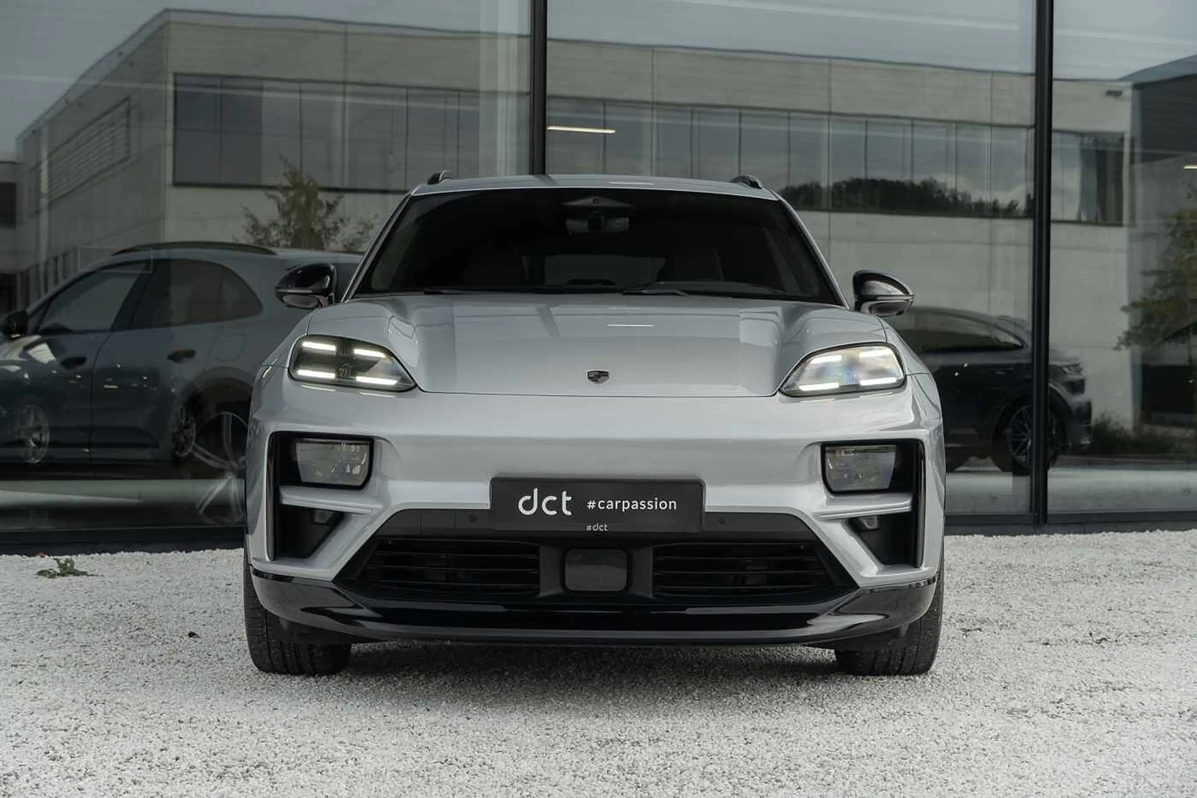 Porsche Macan Turbo New Price of 152.000 euros! — photo 2