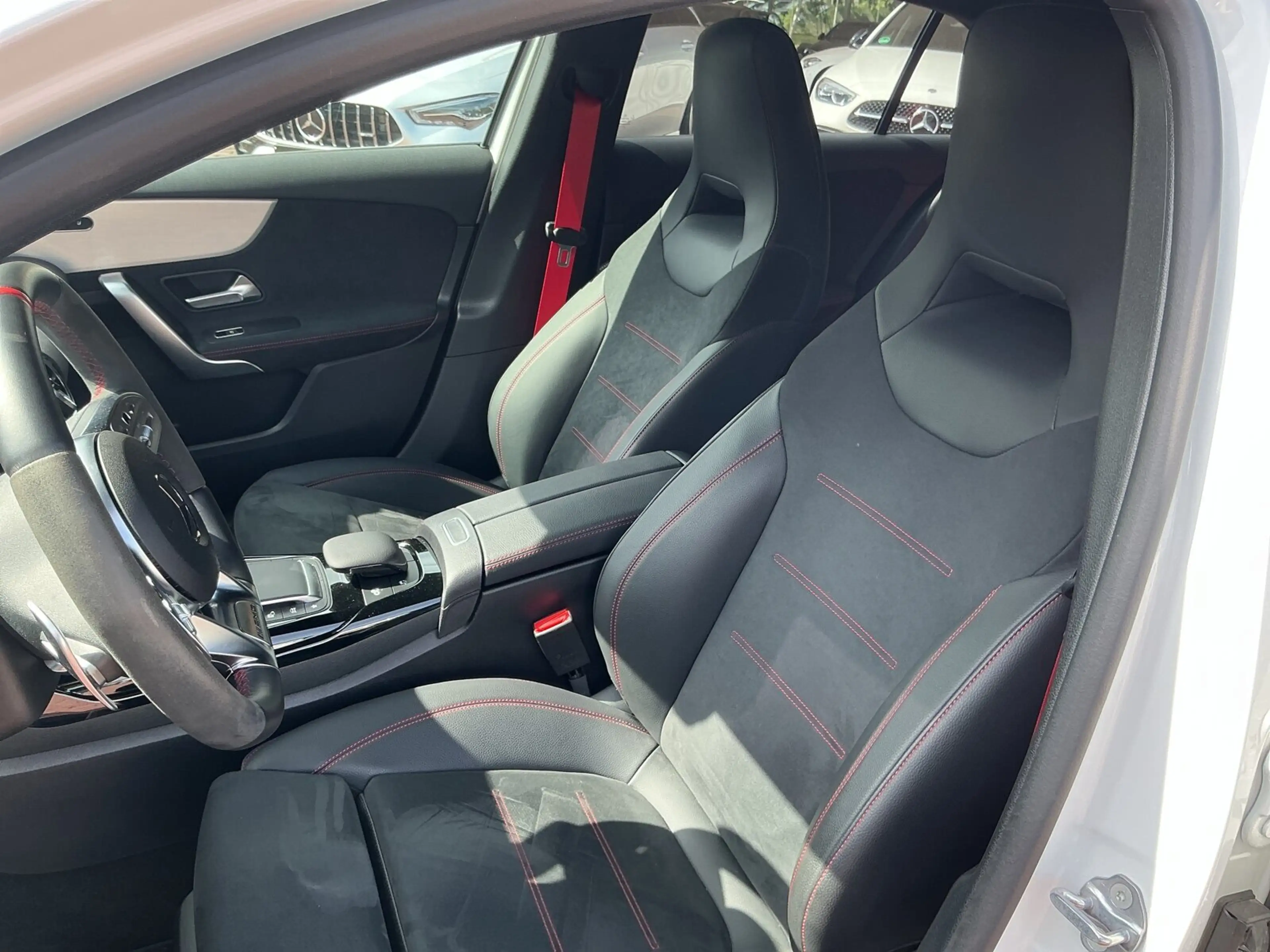 Mercedes-Benz A 35 AMG A 35 4M AMG 360Kam Multibeam Sound Spiegelpaket — photo 10